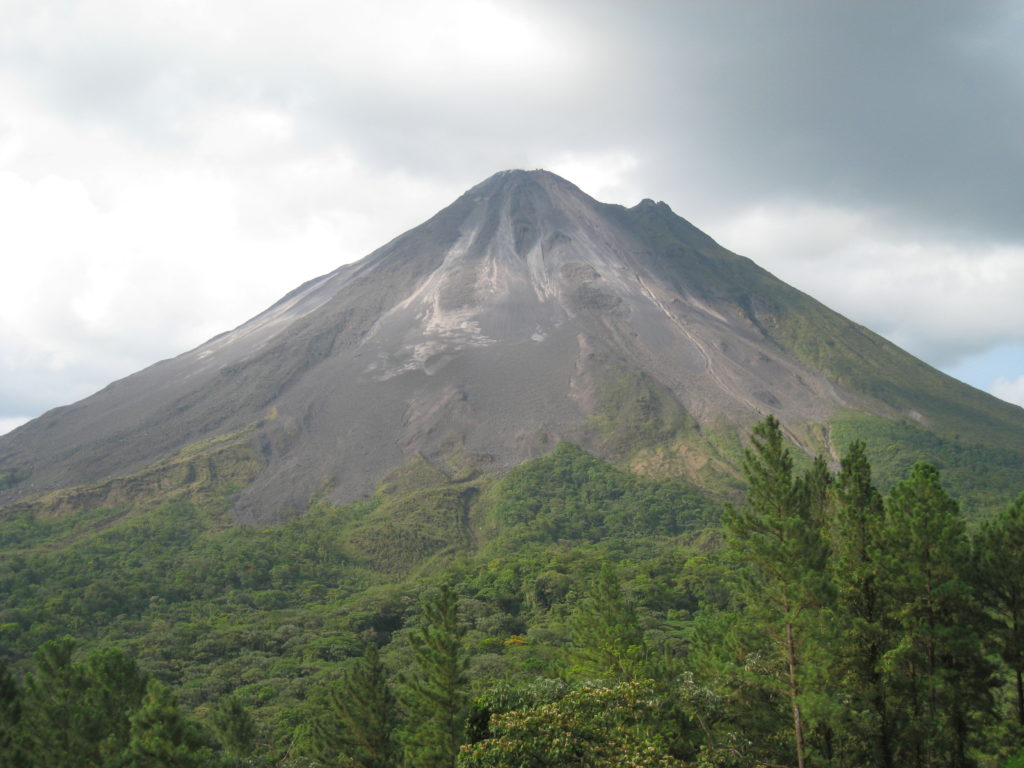 Volcan Arenal Costa Rica, Volcanes Costa Rica, Lava, Xploracion.com